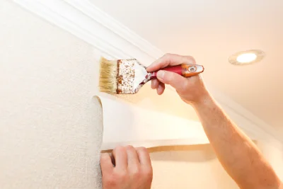 Pose de papier peint à Caulières — revêtements muraux et toiles de verre